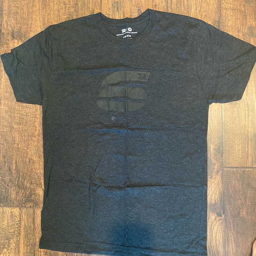 Men’s Tom Brady 6 tee size medium